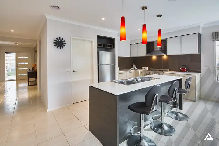 Fifth view of Homely house listing, 2 Hawkesburn Court, Warragul VIC 3820