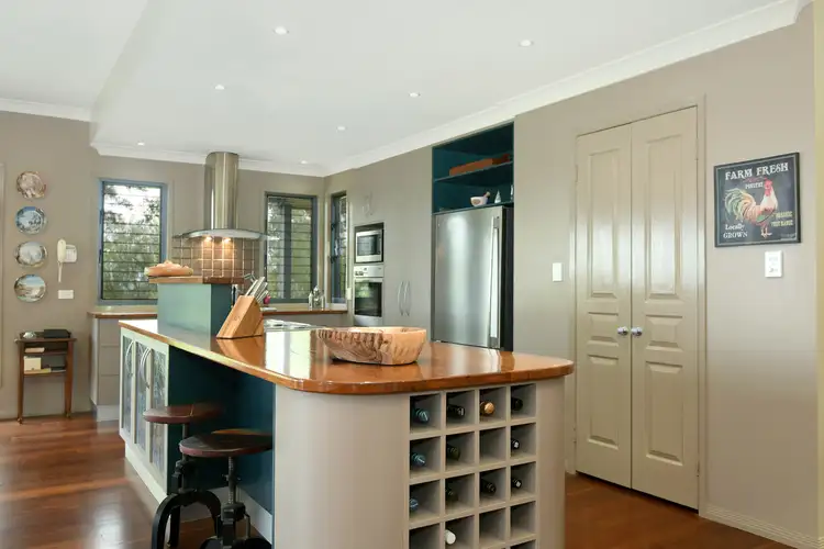 Fourth view of Homely house listing, 8 Kay-Ann Court, Hampton QLD 4352