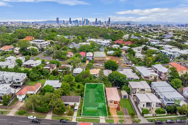 27 Wickham Street, Morningside QLD 4170