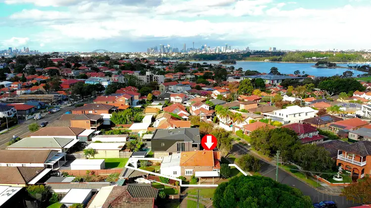 1 Alice Avenue, Russell Lea NSW 2046
