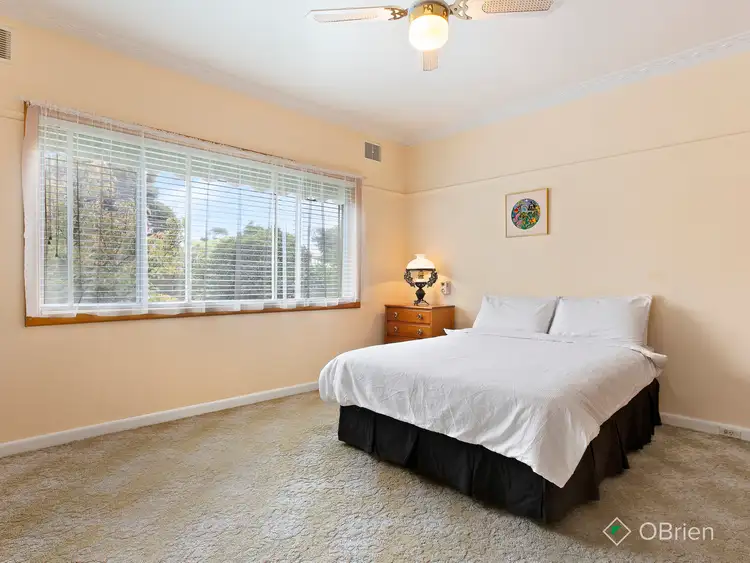 Fifth view of Homely house listing, 4 Jennifer Avenue, Parkdale VIC 3195