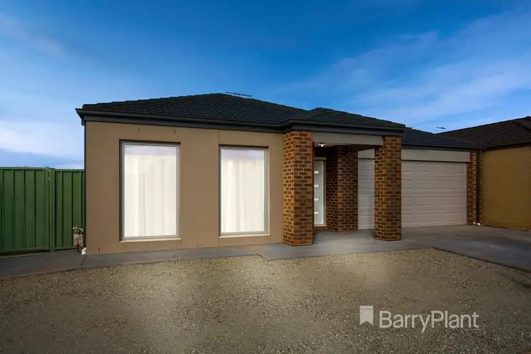 10 Barrus Grove, Wyndham Vale VIC 3024