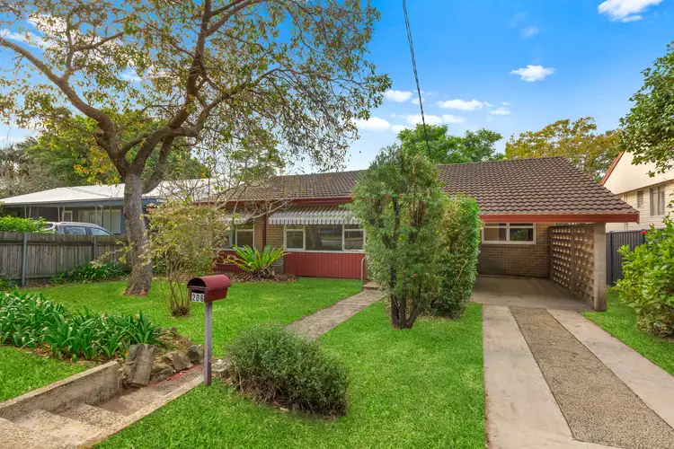 206 Brisbane Water Drive, Point Clare NSW 2250