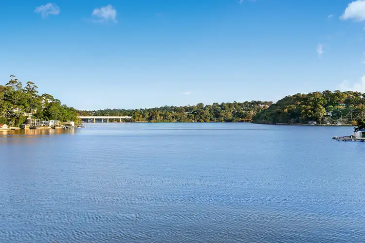 66 Lansdowne Parade, Oatley NSW 2223