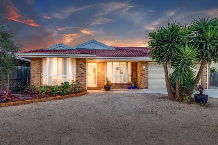 52 Bungarim Wynd, Sydenham VIC 3037