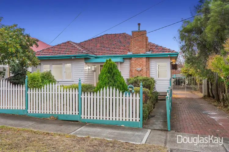 12 Hemphill Road, Sunshine VIC 3020
