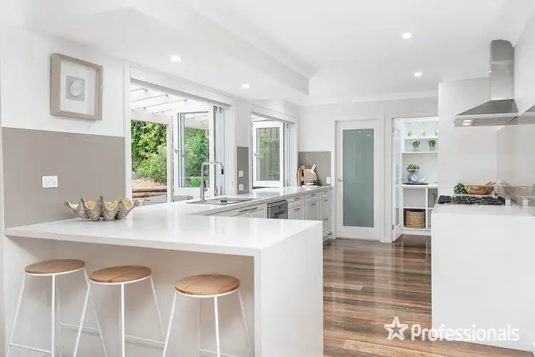 8 Todd Place, Illawong NSW 2234