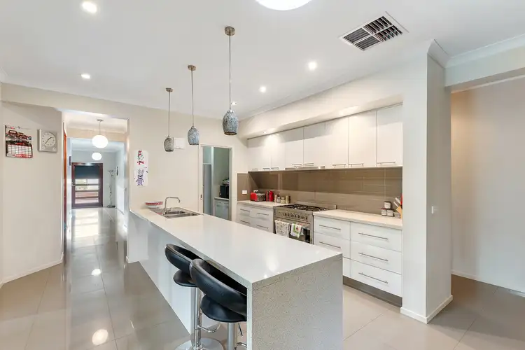Second view of Homely house listing, 2 Klim Avenue, Kangaroo Flat VIC 3555