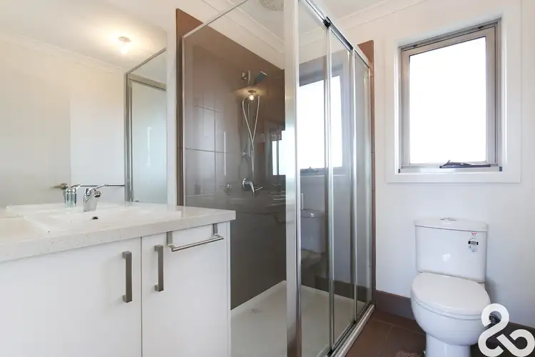 Sixth view of Homely house listing, 124 Moffat Drive, Lalor VIC 3075