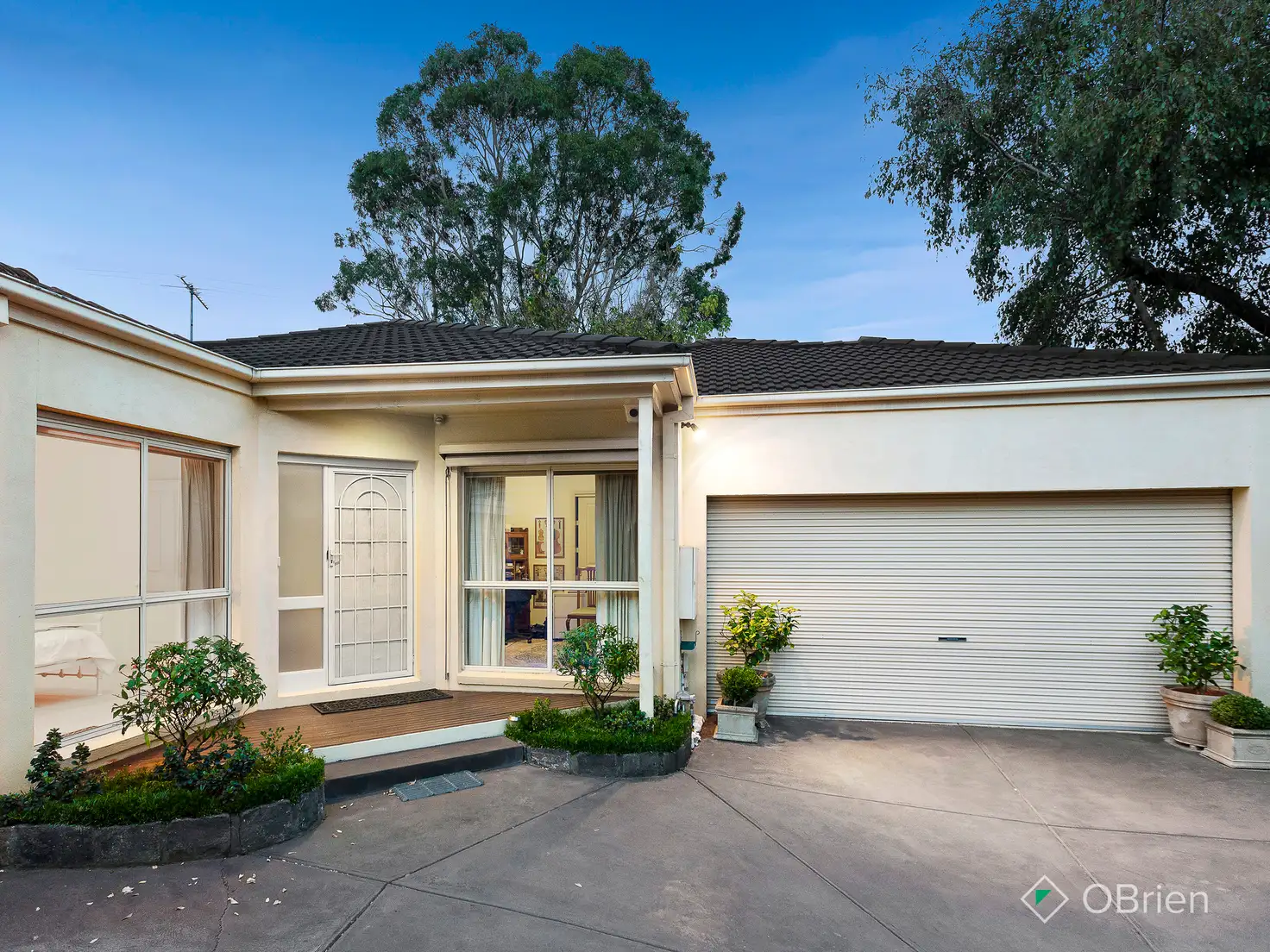 Main view of Homely townhouse listing, 2/22 Nicol Street, Highett VIC 3190