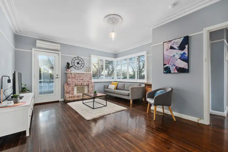 Fourth view of Homely house listing, 1/10 Blenheim Road, Newport VIC 3015