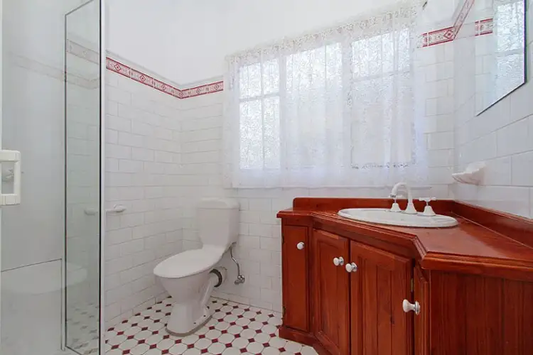 Fifth view of Homely house listing, 8 Harry Street, Thornbury VIC 3071