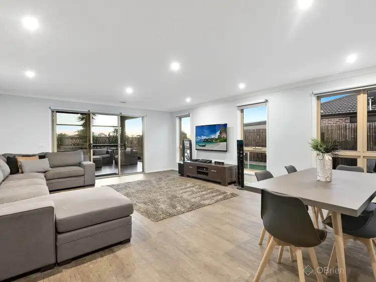 Second view of Homely house listing, 6 Lombardi Close, Skye VIC 3977