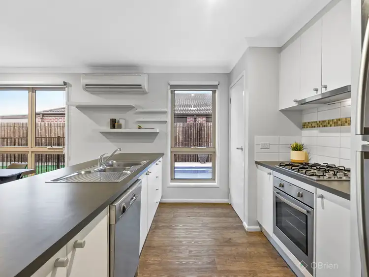 Fourth view of Homely house listing, 6 Lombardi Close, Skye VIC 3977