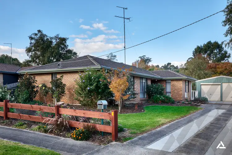 24 Boronia Street, Drouin VIC 3818