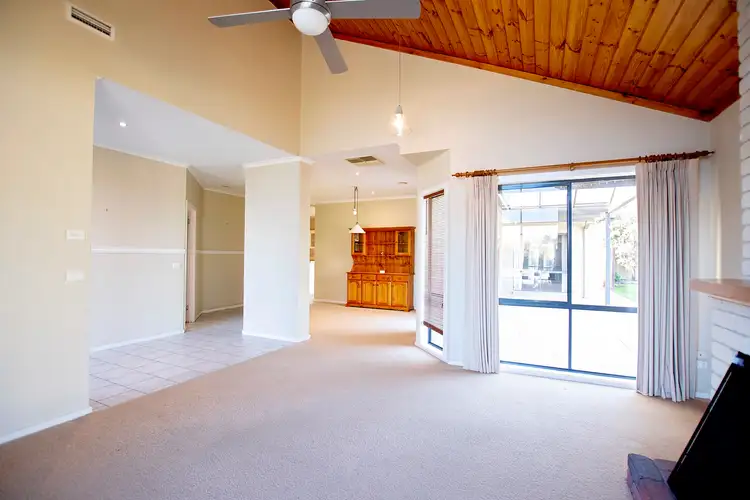 Fifth view of Homely house listing, 12 Ada Court, Echuca VIC 3564