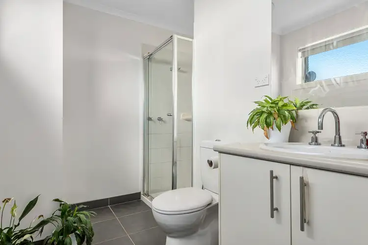 Fifth view of Homely unit listing, 4/8 Silverdale Drive, Darley VIC 3340