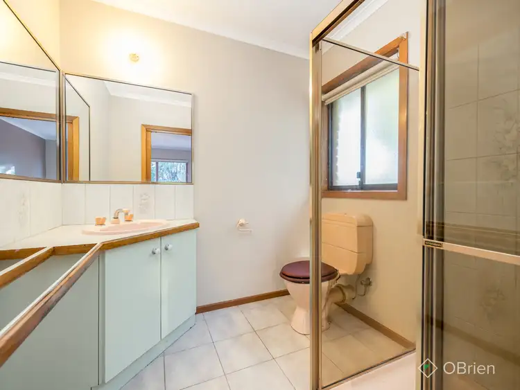 Fourth view of Homely house listing, 5 Chaffmill Close, Sydenham VIC 3037