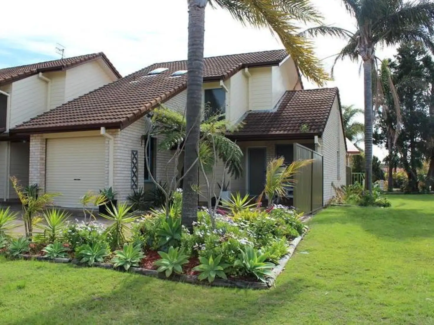 Main view of Homely townhouse listing, 3/2 Shoreline Drive, Fingal Bay NSW 2315