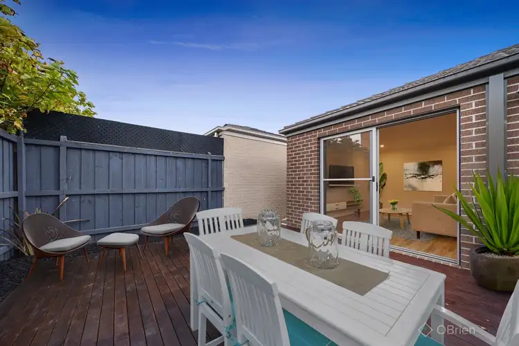 Fifth view of Homely house listing, 8 Kosciuszko Circuit, Clyde VIC 3978