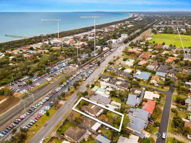 34 Railway Parade, Seaford VIC 3198