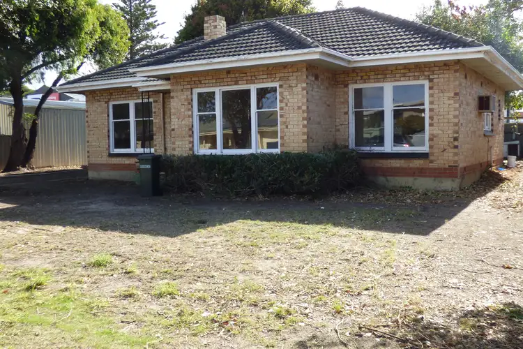 25 Newland Street, Victor Harbor SA 5211