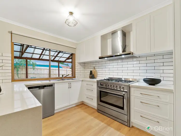 Second view of Homely house listing, 2 Maureen Court, Narre Warren VIC 3805