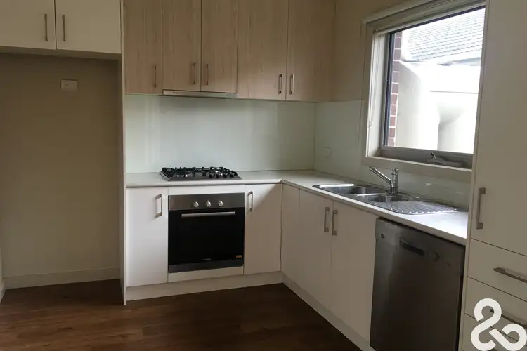 3/24 Highland Street, Kingsbury VIC 3083