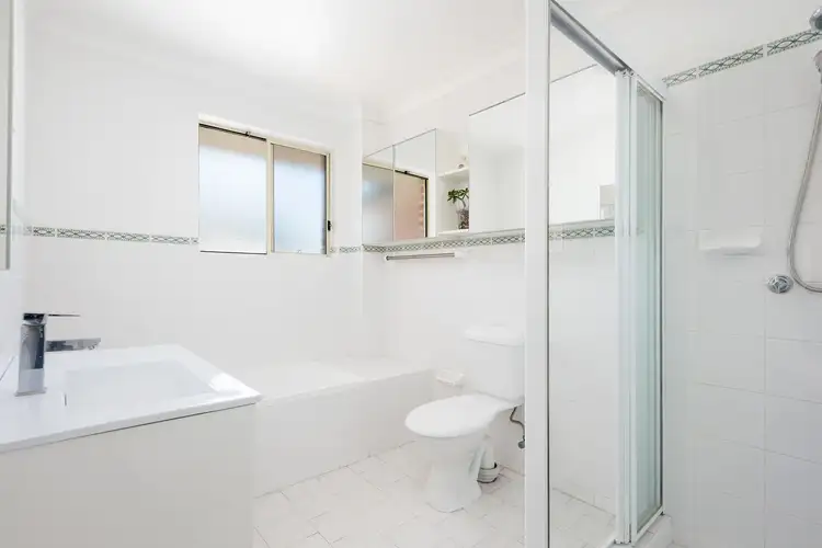 Fourth view of Homely apartment listing, 8/82-86 Toronto Parade, Sutherland NSW 2232