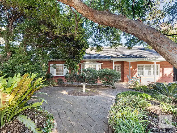 4 College Drive, Rostrevor SA 5073