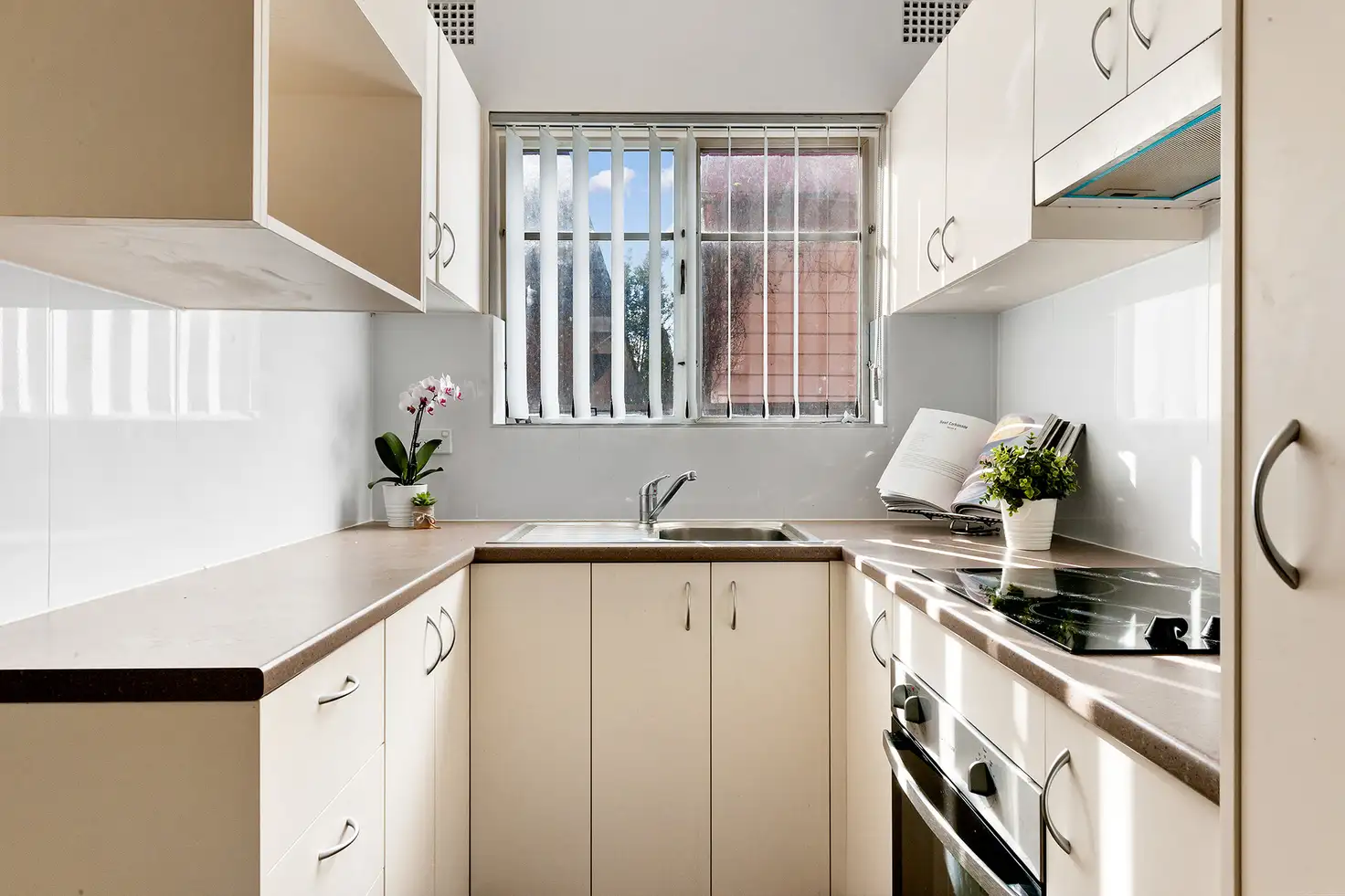 Main view of Homely unit listing, 2/24 East Parade, Eastwood NSW 2122