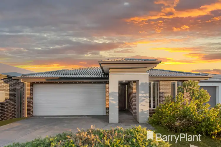 Main view of Homely house listing, 6 Isabella Way, Tarneit VIC 3029