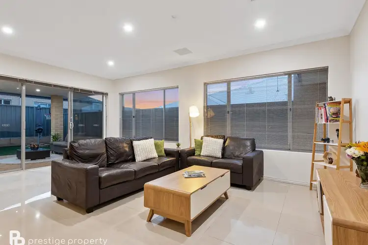 Sixth view of Homely house listing, 25 Donatello Drive, Landsdale WA 6065