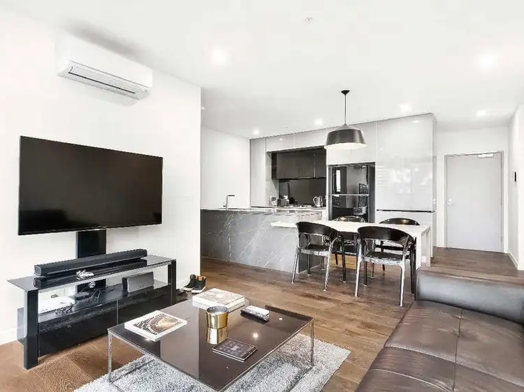 204/5 Sovereign Point Court, Doncaster VIC 3108