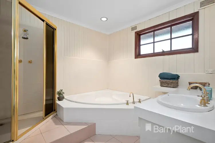 Fifth view of Homely house listing, 10 Shaftesbury Avenue, St Andrews VIC 3761