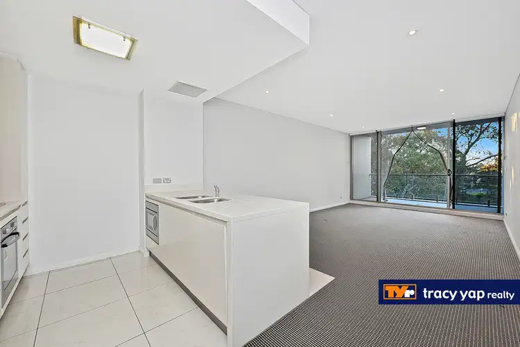 215/30 Ferntree Place, Epping NSW 2121