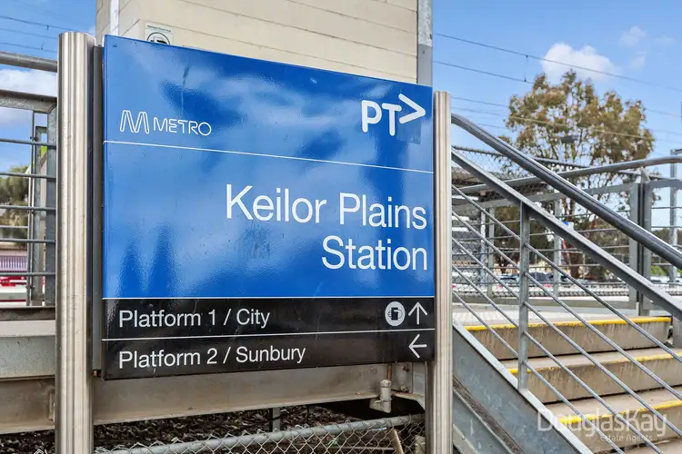 Second view of Homely apartment listing, 4/128-130 East Esplanade, St Albans VIC 3021