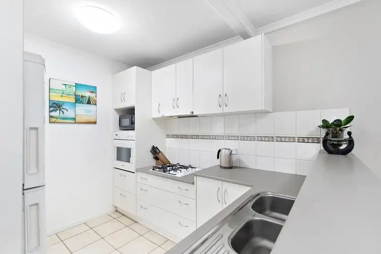 Fourth view of Homely townhouse listing, 2/867 Nepean Highway, Mornington VIC 3931