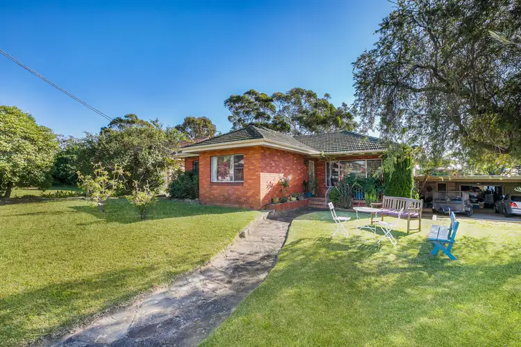 1 Carinya Place, Kirrawee NSW 2232