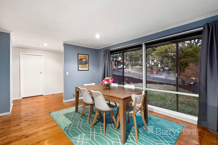 Fifth view of Homely house listing, 8 Mari Close, Greensborough VIC 3088