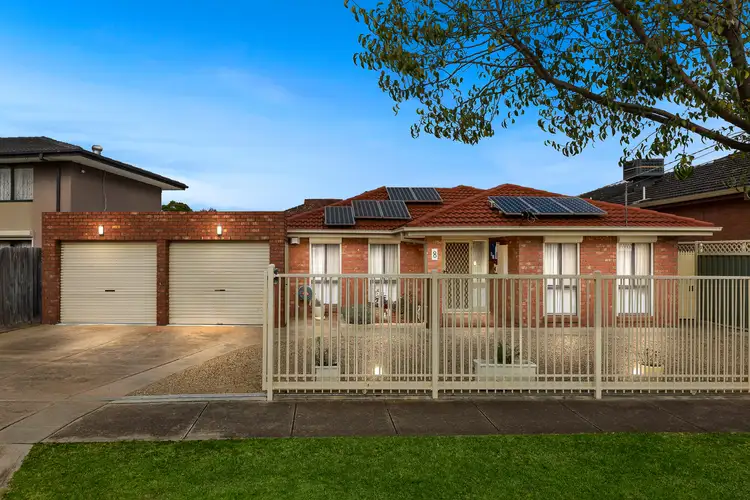 8 Warrenwood Avenue, Hoppers Crossing VIC 3029