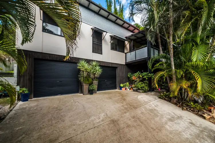 18 Muirfield Crescent, Nambour QLD 4560