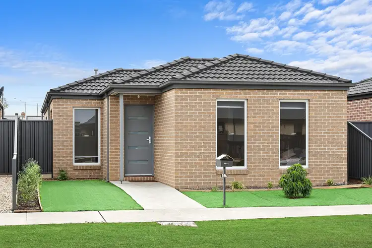 37 Dairymans Way, Delacombe VIC 3356