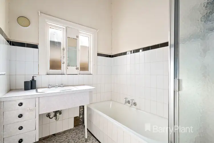 Sixth view of Homely house listing, 7 Armstead Avenue, Coburg VIC 3058