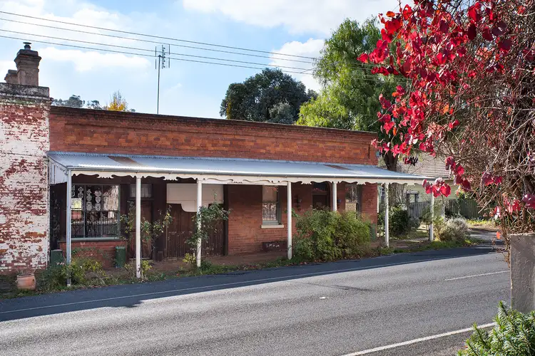 160 Main Road, Chewton VIC 3451