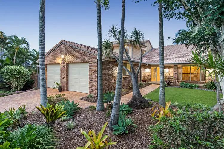 14 Raymore Court, Carindale QLD 4152