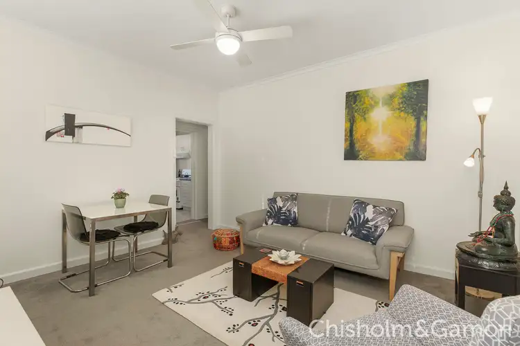 Fifth view of Homely apartment listing, 5/15 Pine Avenue, Elwood VIC 3184
