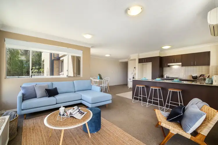 8/61 Henry Parry Drive, Gosford NSW 2250
