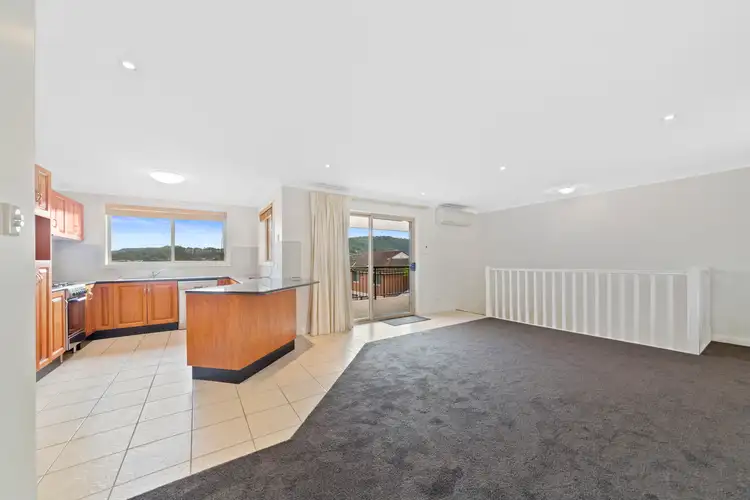 2/11 Melbourne Street, East Gosford NSW 2250