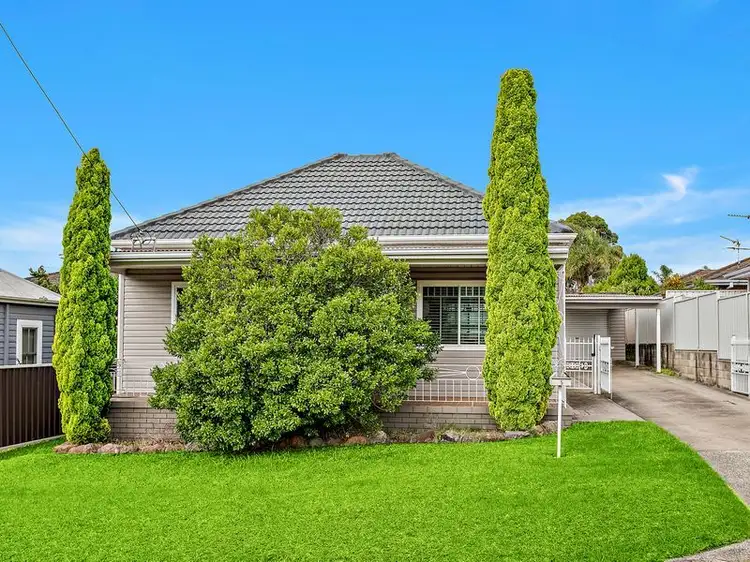 Main view of Homely house listing, 5 Russell Street, Balgownie NSW 2519